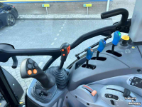 Compact tractor New Holland T5.120 Dual Command tractor trekker tracteur