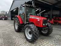 Tractor / Trekker Massey Ferguson 5455 Dyna-4