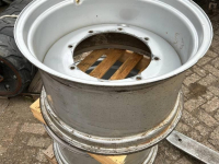 Wielen, Banden, Velgen & Afstandsringen  DW20B x 38 + W16L x 28 Grijs