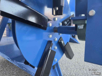Greppelfrees  Greppelfrees Nieuw, Hydraulisch Zwenken