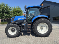 Tractor / Trekker New Holland T7.210 AutoCommand. Fronthef, Vooras vering. 40km eco