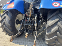 Tractor / Trekker New Holland T7.210 AutoCommand. Fronthef, Vooras vering. 40km eco