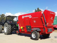 Zelfrijdende Voermengwagen Kramer MINOS compacte voer mengwagen