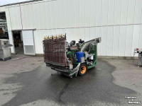 Overige oogstmachines en toebehoren  Koppert 14 rijige zelfrijdende radijsoogstmachine voor radijs zonder loof 14 rijen