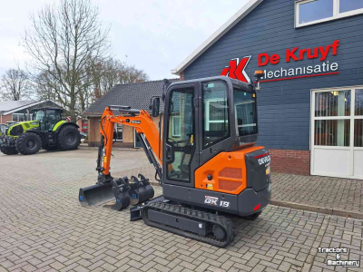 Mini-graver / Mini-graafmachine Doosan Develon DX19-7
