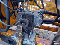 Maaiarm met klepelmaaier Bos HE6000C