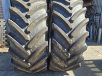 Wielen, Banden, Velgen & Afstandsringen BKT 710/70R42 VF. V-Flecto. Demoset