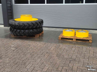 Wielen, Banden, Velgen & Afstandsringen Volvo 270/95R36