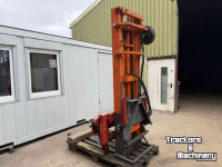Overige transport- en industriemachines en toebehoren Wifo hefmast met balenklem