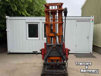 Overige transport- en industriemachines en toebehoren Wifo hefmast met balenklem