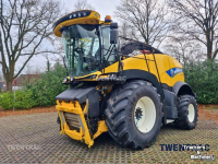 Veldhakselaar New Holland FR 550