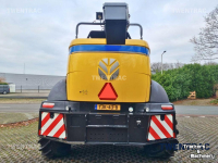 Veldhakselaar New Holland FR 550