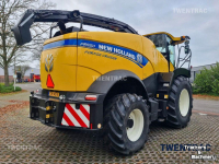 Veldhakselaar New Holland FR 550 hakselaar