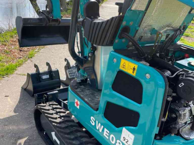 Mini-graver / Mini-graafmachine Sunward SUNWARD SWE 08B