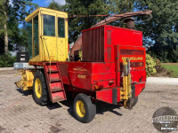 Veldhakselaar New Holland 1895