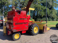 Veldhakselaar New Holland 1895