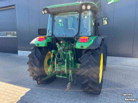 Tractor / Trekker John Deere 5720