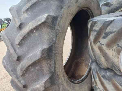 Wielen, Banden, Velgen & Afstandsringen Good Year 580/70R38