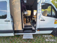 Vrachtwagen Mercedes Benz Sprinter buscamper