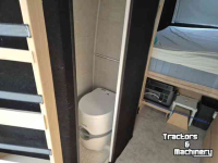 Vrachtwagen Mercedes Benz Sprinter buscamper