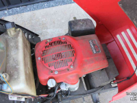 Zitmaaier Honda HF2213S zitmaaier maaitrekker gazonmaaier