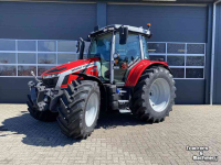 Tractor / Trekker Massey Ferguson MF 5S.125 Dyna-VT Efficient