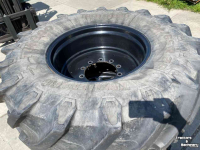 Wielen, Banden, Velgen & Afstandsringen  710/70R38 + 600/65R28 Trelleborg TM800