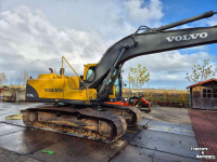 Rupskraan / Graafmachine op rupsen Volvo EC 210 BLC