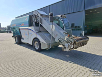 Zelfrijdende Voermengwagen Storti Greyhound 180