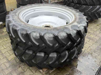Wielen, Banden, Velgen & Afstandsringen New Holland 340/85R38