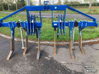 Woeler / Diepwoeler / Voorzetwoeler VSS MTO-UV6 voorzet woeler grubber sporenwisser