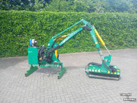 Maaiarm met klepelmaaier Spearhead Twiga 3000