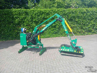 Maaiarm met klepelmaaier Spearhead Twiga 3000