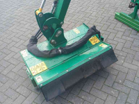 Maaiarm met klepelmaaier Spearhead Twiga 3000