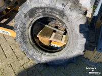 Wielen, Banden, Velgen & Afstandsringen BKT 7.50-16