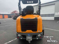 Shovel / Wiellader / Kniklader Giant G 2700 HD +