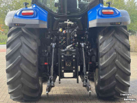 Tractor / Trekker New Holland T7.260PLMI vario Stage V Fronthef+PTO Lucht Hydr. rem GPS 56km