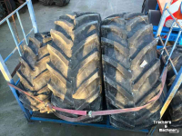 Wielen, Banden, Velgen & Afstandsringen Trelleborg 650/65R38 100% + 540/65R28 100% TM 800