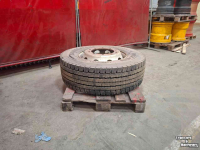 Wielen, Banden, Velgen & Afstandsringen Bridgestone 315/70R22.5 M749