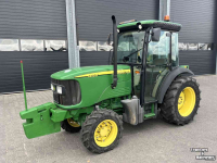Tractor / Trekker John Deere 5615 v
