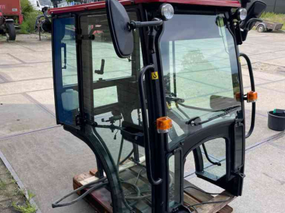 Compact tractor Branson Branson TYM 00 serie cabine compleet