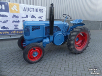 Tractor / Trekker Lanz-Bulldog D2402