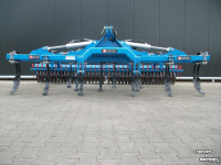 Cultivator Awemak POLON Zware Cultivator met rol stoppel