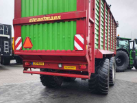 Silagewagen Strautmann Giga trailer 2246