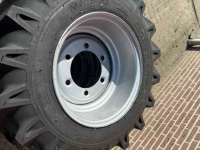 Wielen, Banden, Velgen & Afstandsringen  4 Banden 10.0/75/15.3