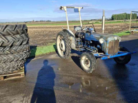 Tractor / Trekker Ford Dexta oldtimer trekker