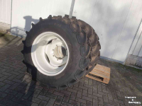 Wielen, Banden, Velgen & Afstandsringen Mitas 380/85R28