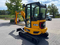 Mini-graver / Mini-graafmachine JCB 26C