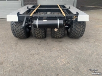 Opraapwagen Deutz-Fahr Onderstel met 8 wielen