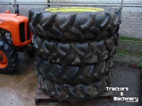 Wielen, Banden, Velgen & Afstandsringen Mercedes Benz 12,4r32
